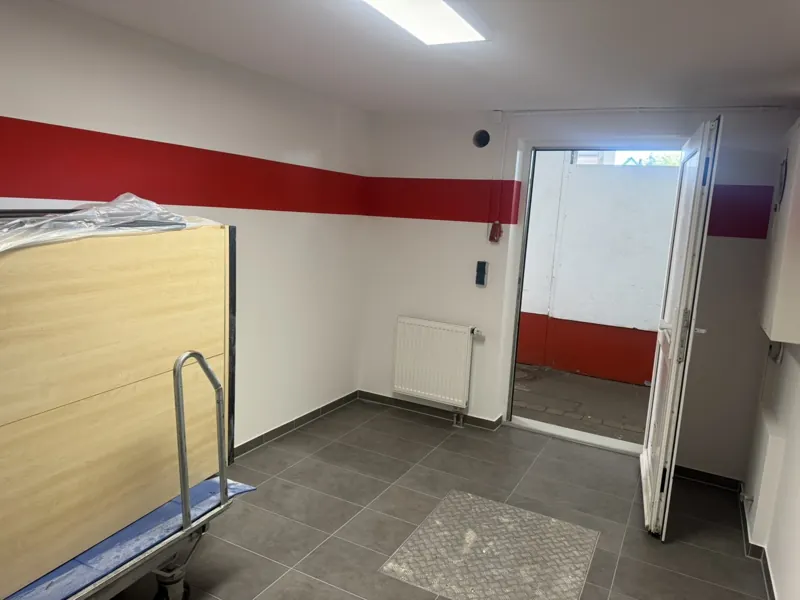 Neue Raumgestaltung in Rot-Weiß